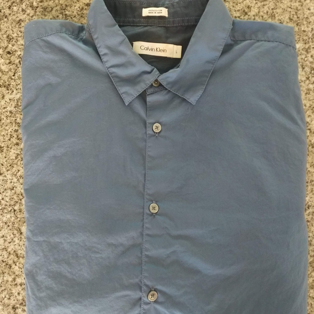 Men's Calvin Klein button down dress shirt